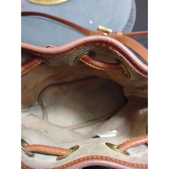 Dooney & Bourke Vintage Drawstring Small Bucket Bag All Weather Leather - Picture 6 of 6